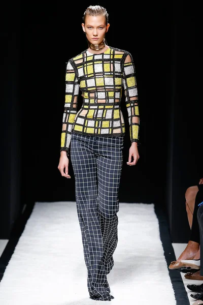 Look 27
